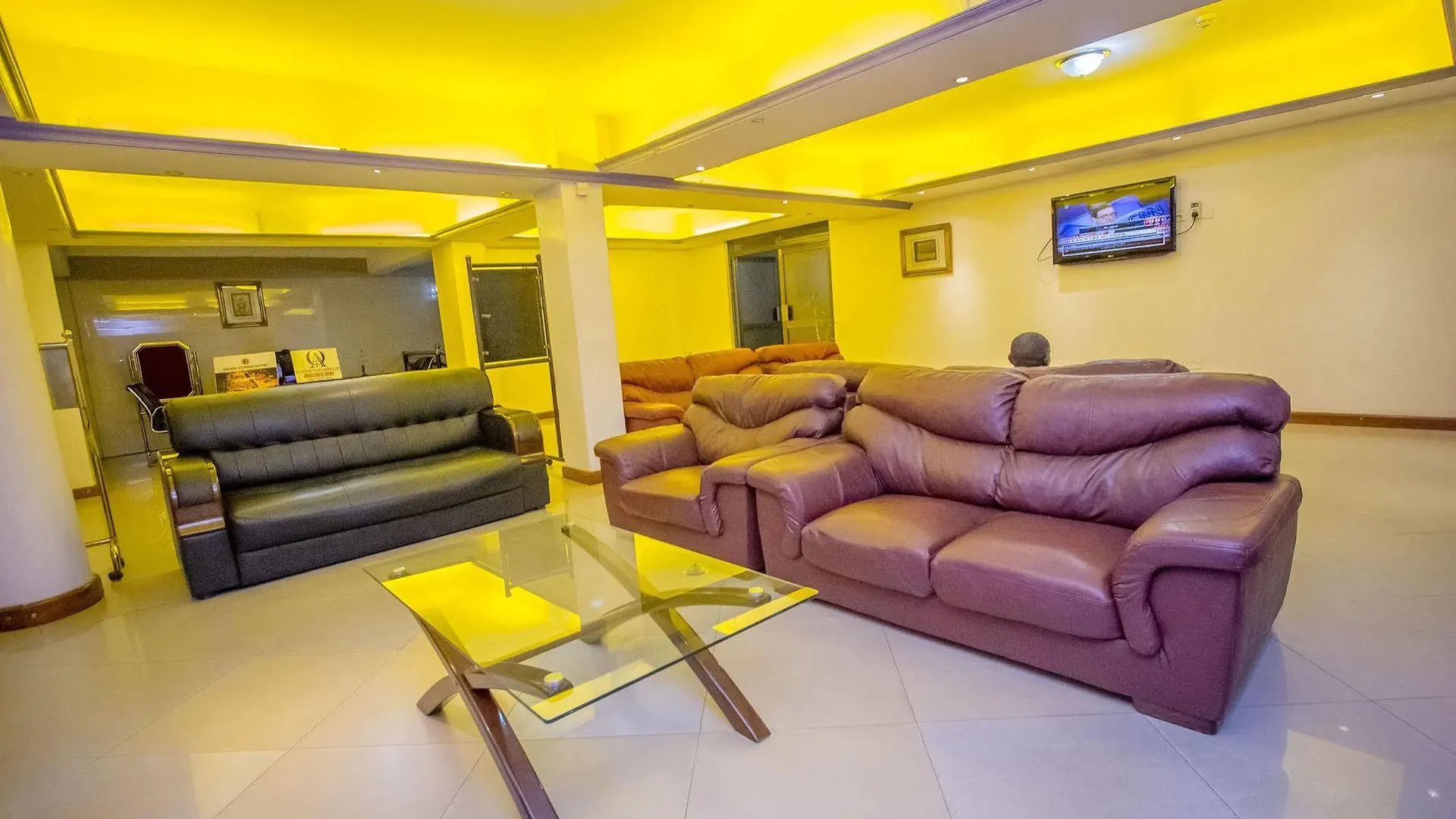 ***  Holiday Express Hotel Kampala Uganda