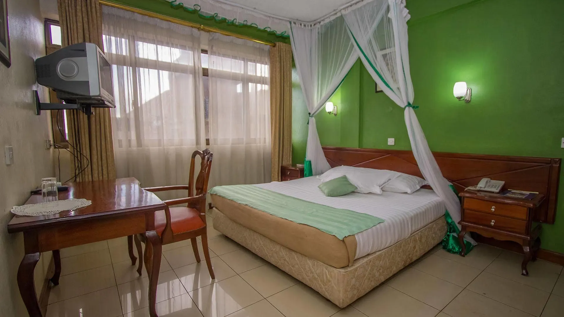Holiday Express Hotel Kampala