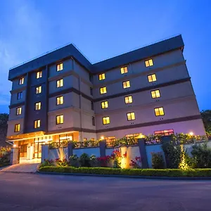 Hotel Western The Athena, Kampala