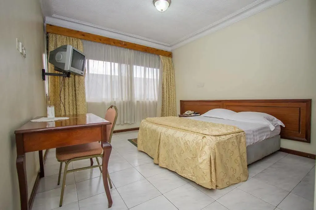 Holiday Express Hotel Kampala 3*,  Uganda